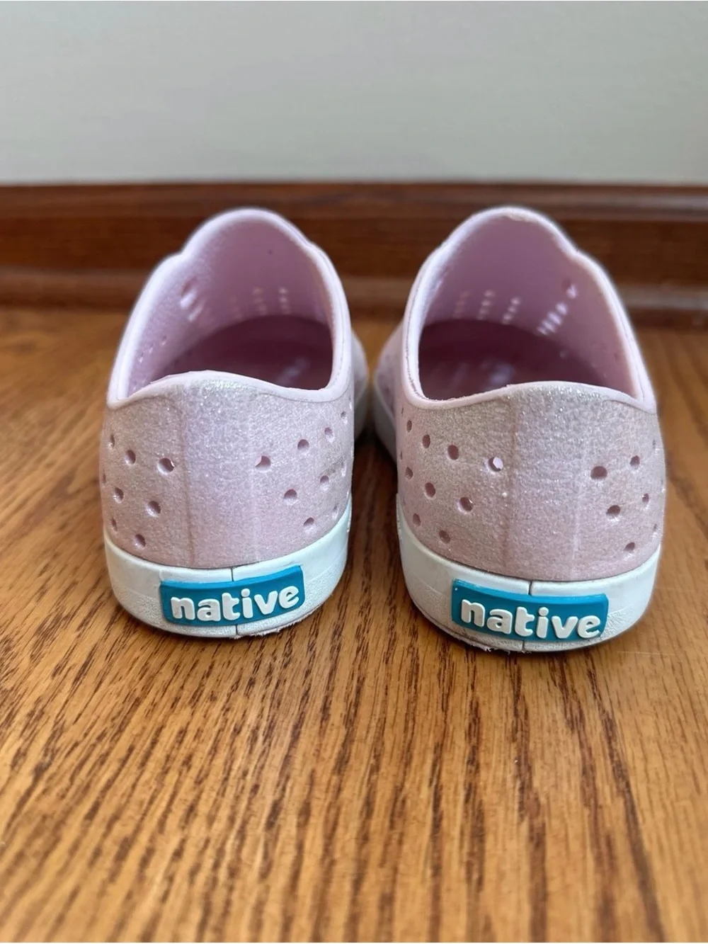Native Girls Glitter Slip-On Shoes Pink C10